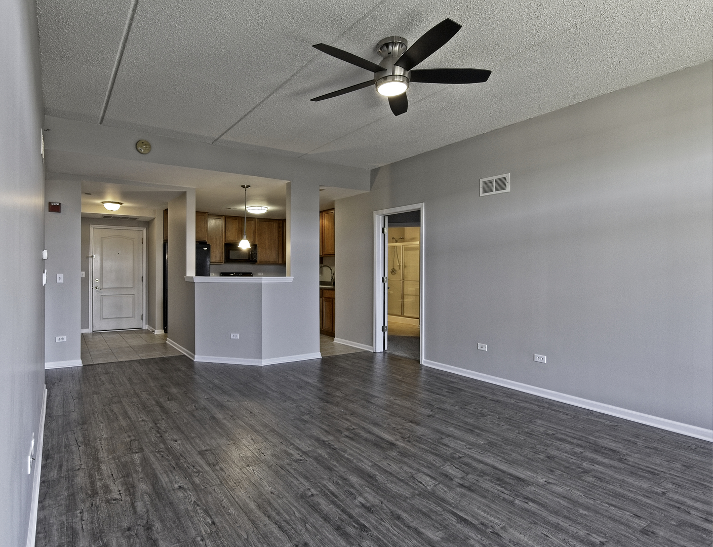 855 East 22nd Street, Unit 403 Lombard, IL 60148 - Photo 5 of 17