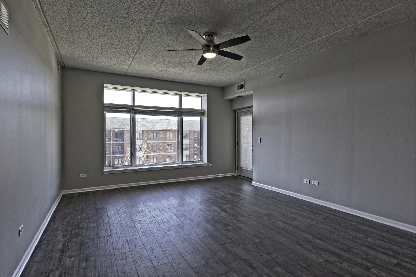 855 East 22nd Street, Unit 403 Lombard, IL 60148 - Photo 8 of 17