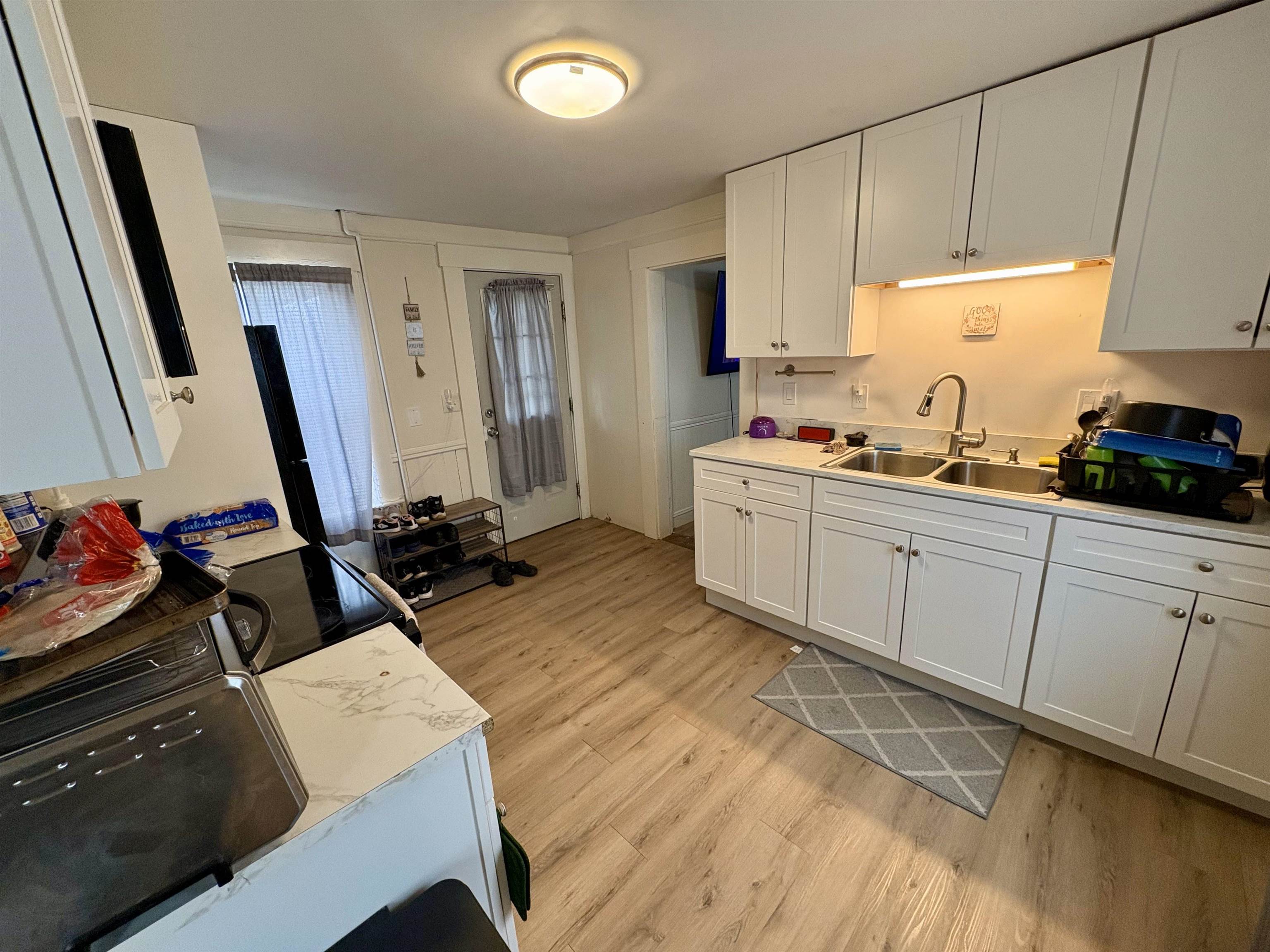 161 North Main Street Rochester, NH 03867 - Photo 2 of 27