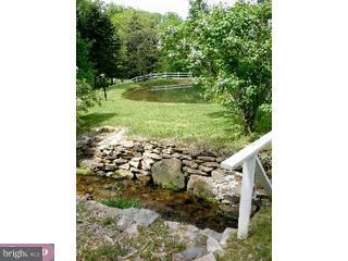 18 Bick Road Fleetwood, PA 19522 - Photo 4 of 6 Gallery Image 4