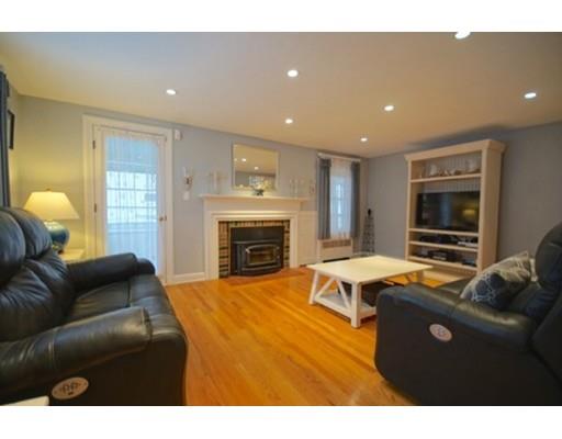 26 Arvidson Road Lynn, MA 01904 - Photo 3 of 29 Gallery Image 3