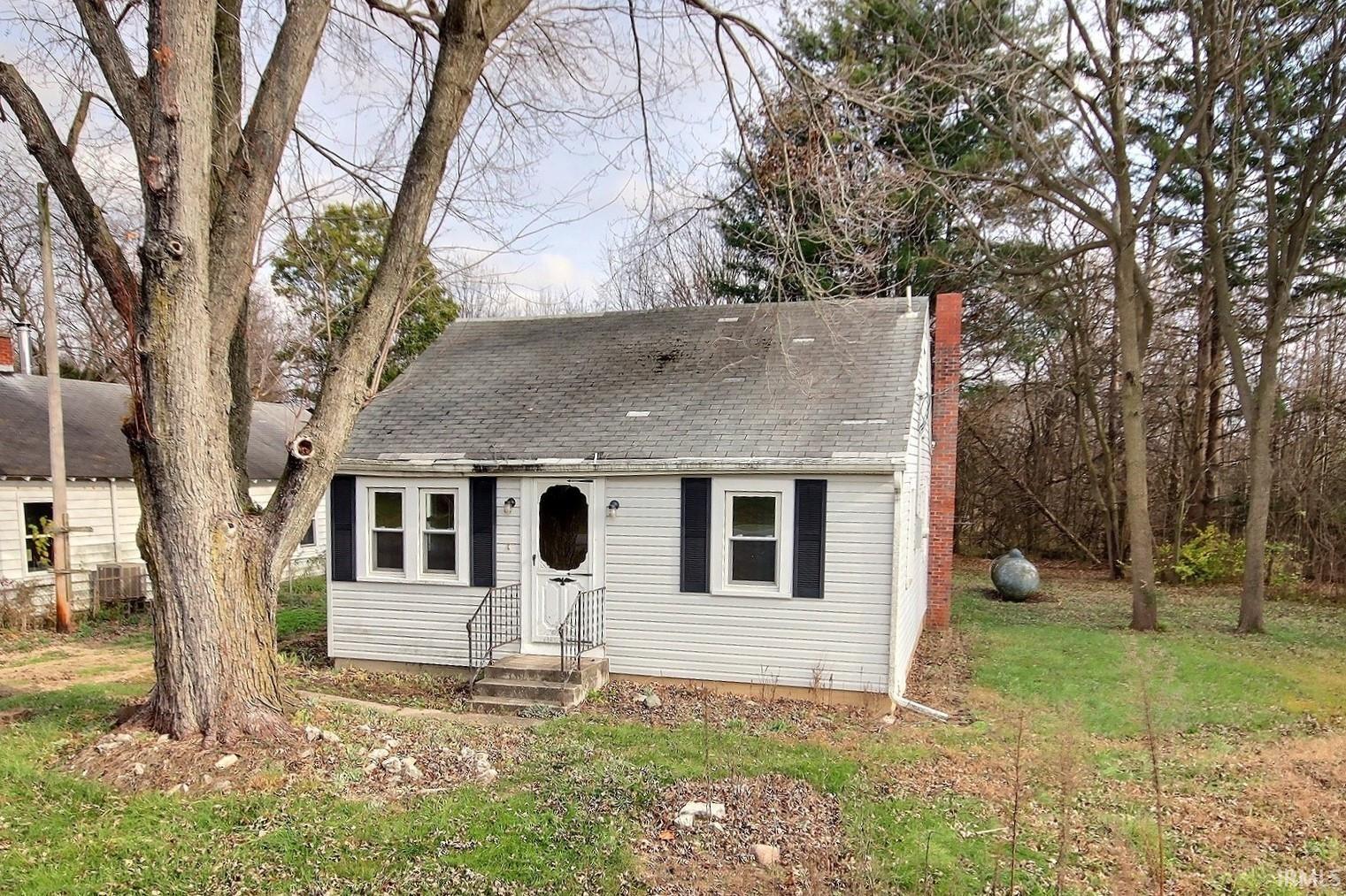 9135 Aboite Road Roanoke, IN 46783 - Photo 1 of 21