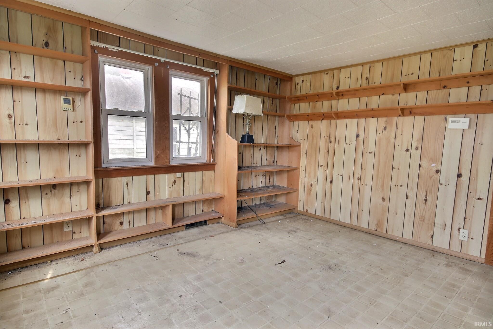 9135 Aboite Road Roanoke, IN 46783 - Photo 3 of 21