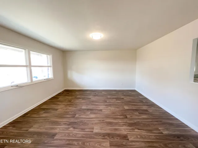 $312,000 | 4606 Elm View Drive, Knoxville, TN 37921