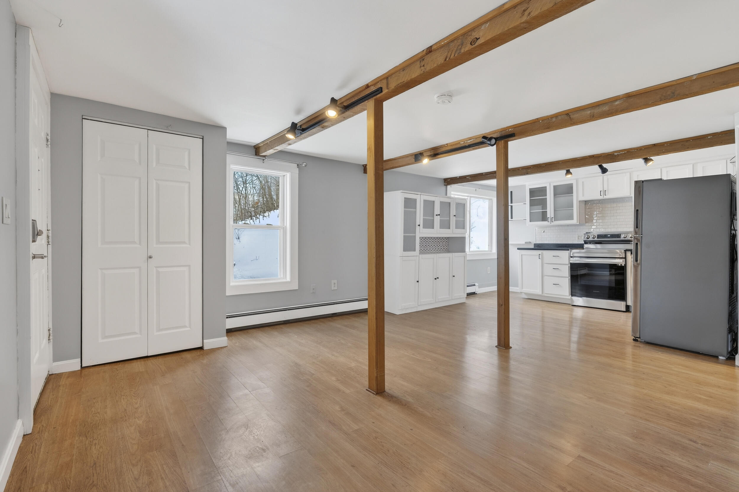 37 Windsor Street Randolph, ME 04346 - Photo 15 of 47 15_37windsor-25