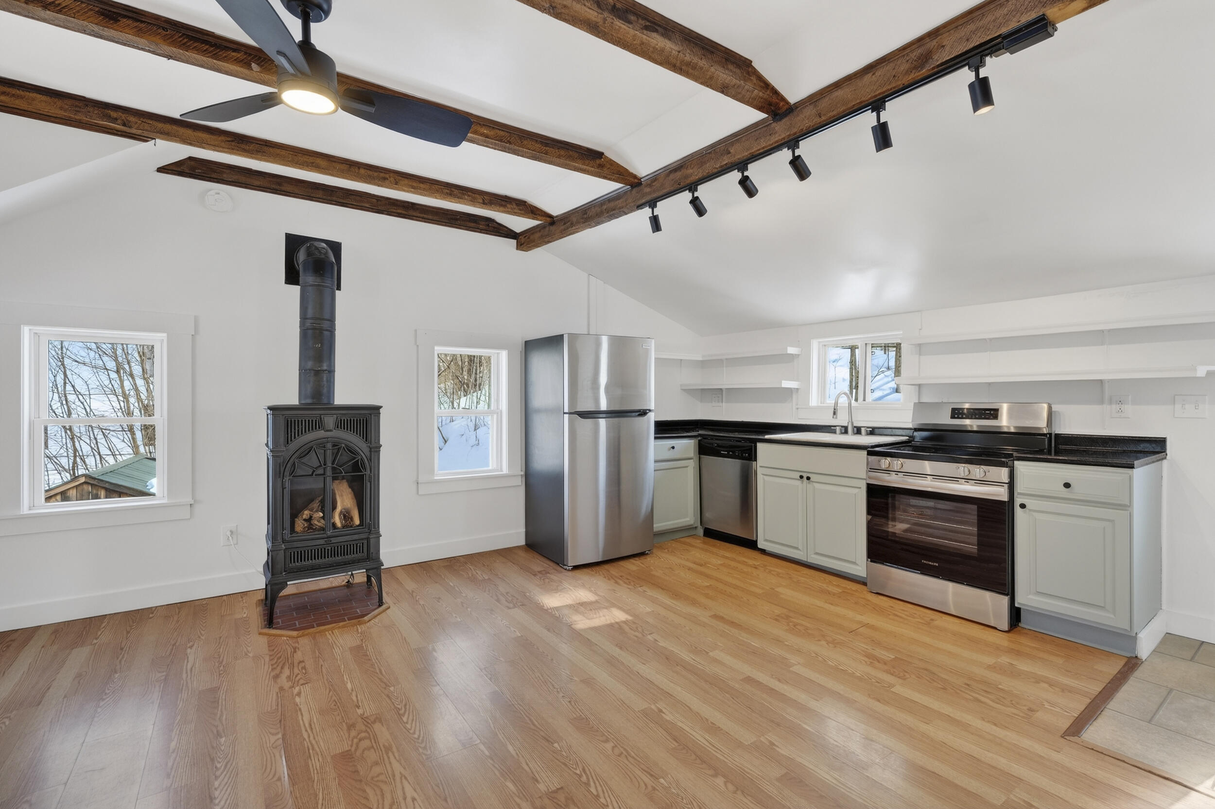 37 Windsor Street Randolph, ME 04346 - Photo 26 of 47 26_37windsor-36