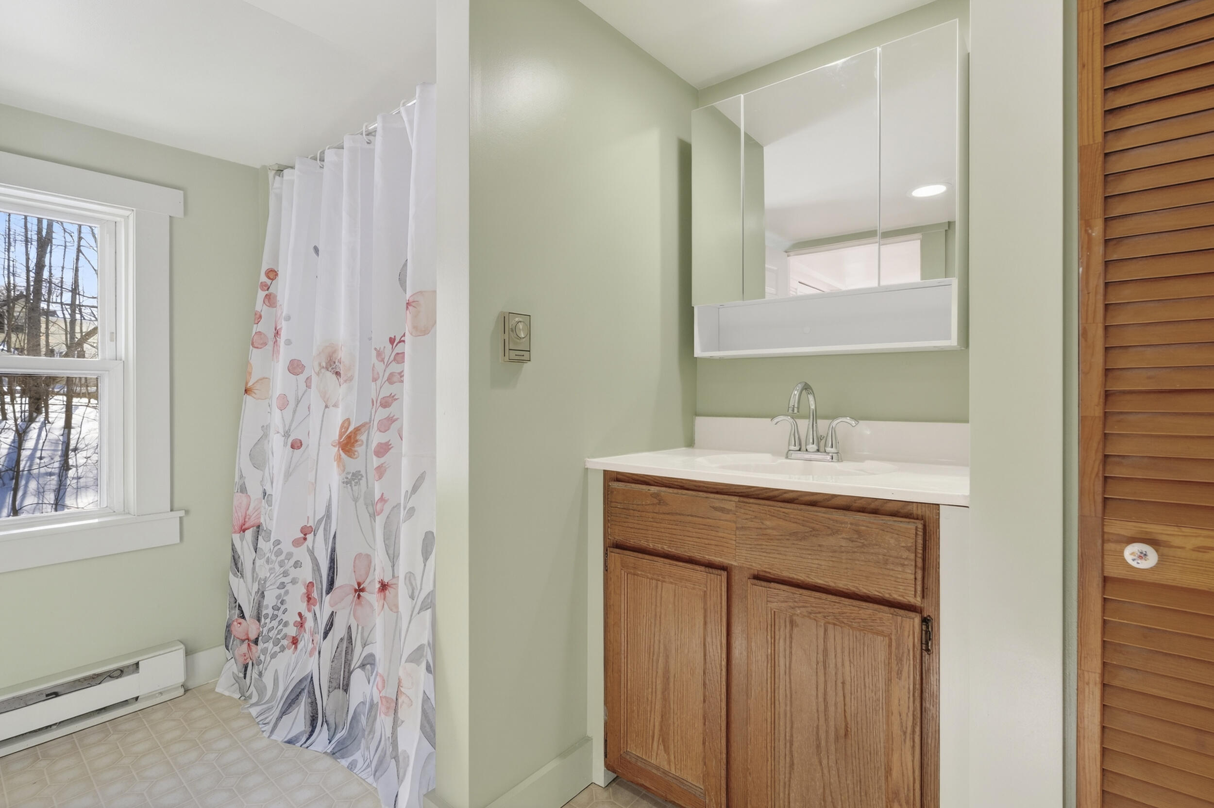 37 Windsor Street Randolph, ME 04346 - Photo 33 of 47 33_37windsor-43