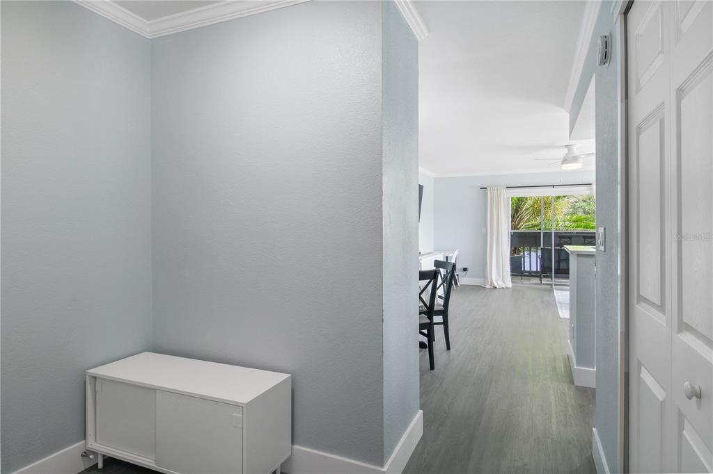 631 North Keene Road, Unit S8 Clearwater, FL 33755 - Photo 3 of 22