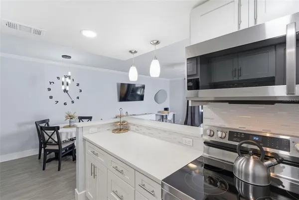 $1,650 | 631 North Keene Road, Unit S8, Clearwater, FL 33755