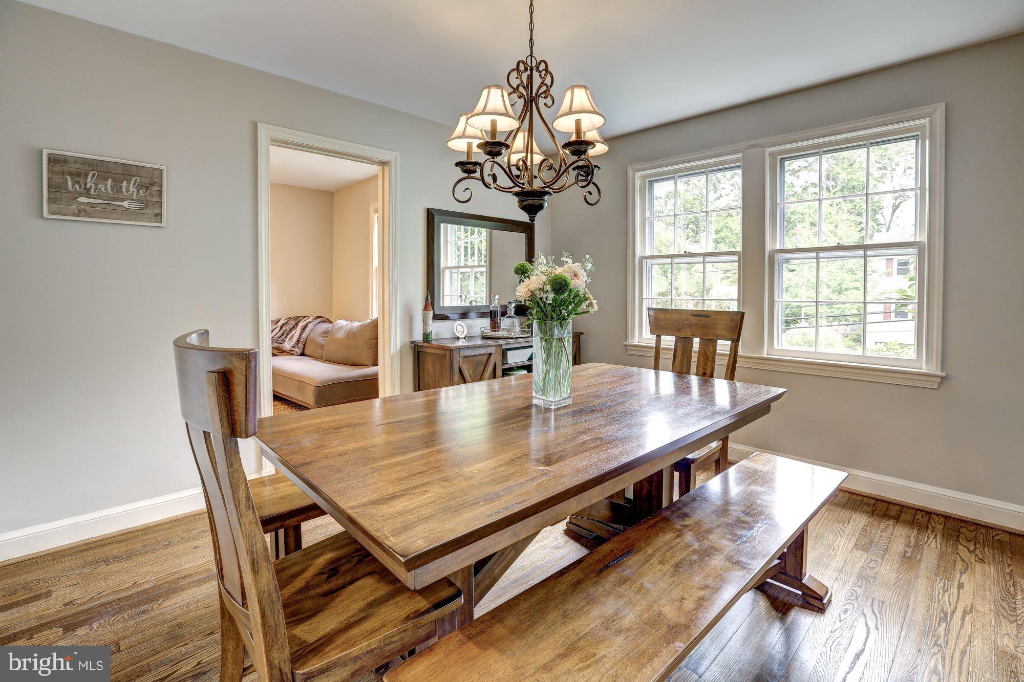 5908 Gloster Road Bethesda, MD 20816 - Photo 11 of 40