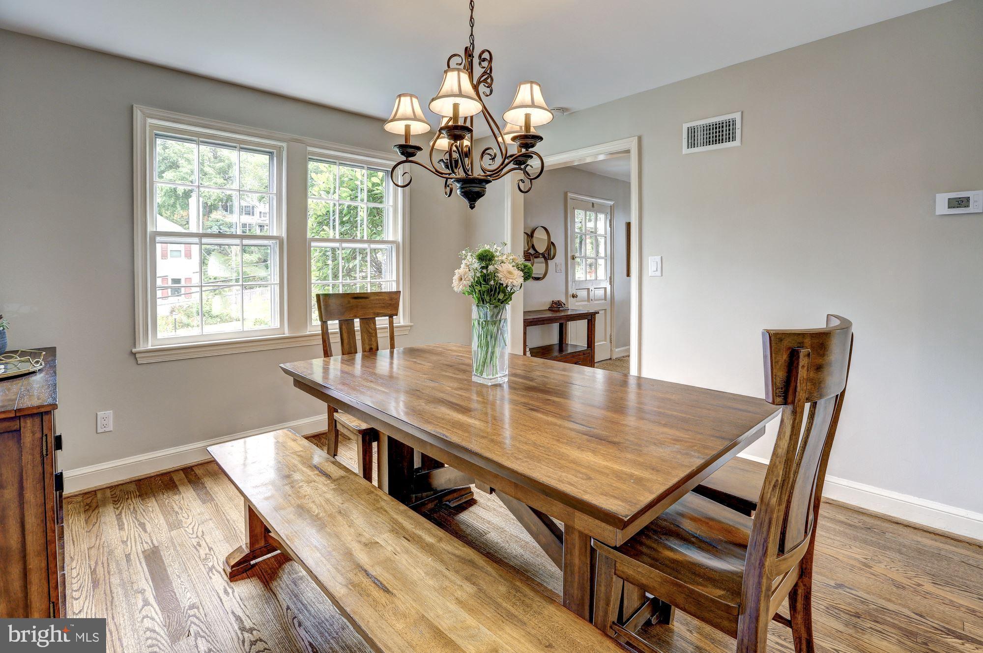 5908 Gloster Road Bethesda, MD 20816 - Photo 12 of 40 So Much Light!