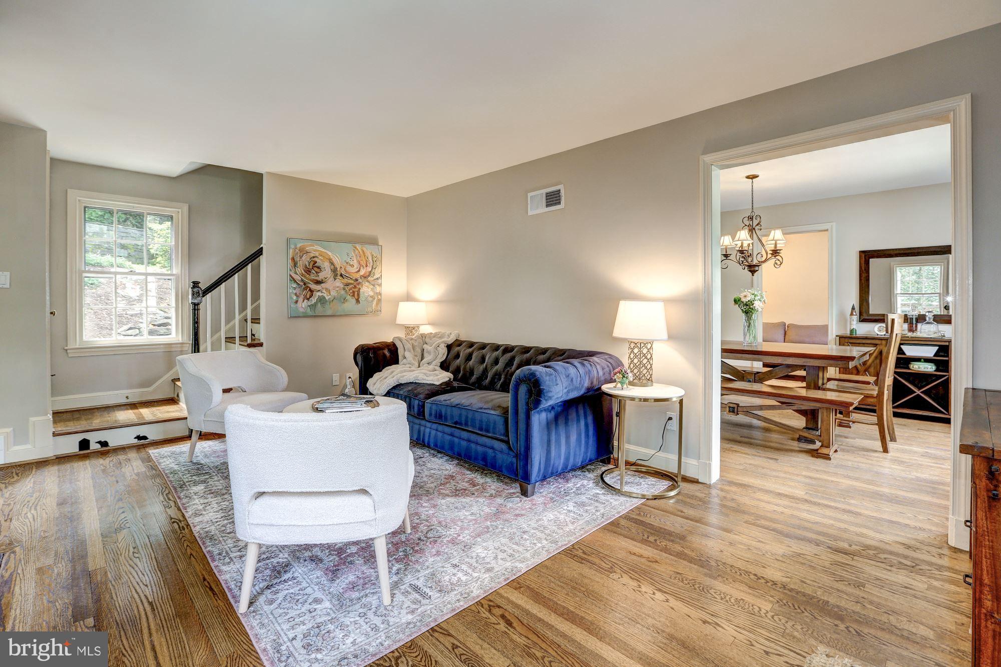 5908 Gloster Road Bethesda, MD 20816 - Photo 3 of 40 Gorgeous hardwoods, neutral decor