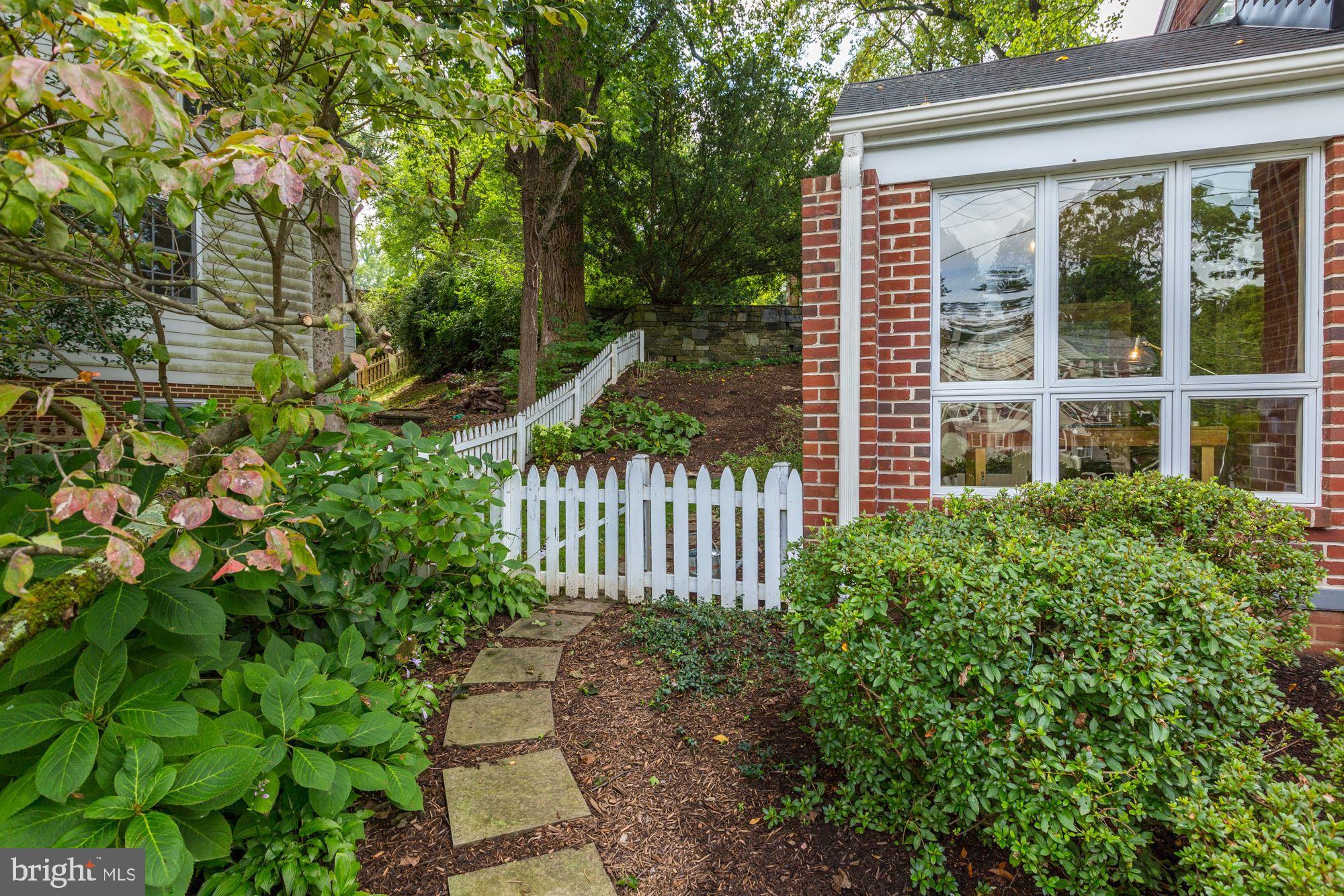5908 Gloster Road Bethesda, MD 20816 - Photo 32 of 40 Idyllic setting