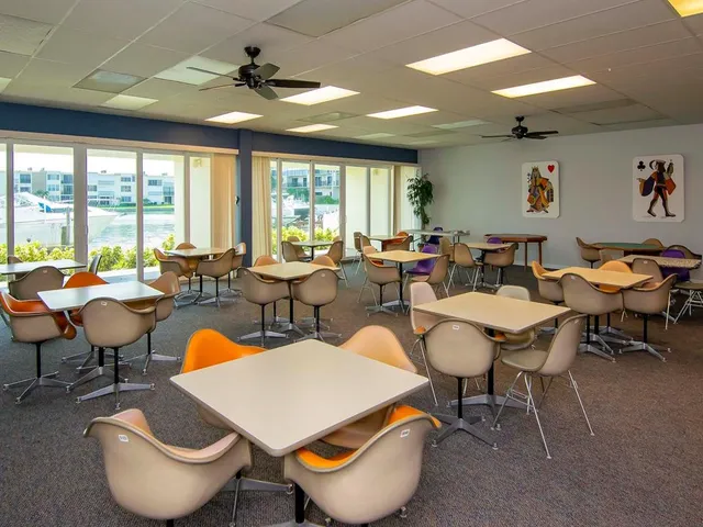 $1,675 | 7540 Bay Island Drive South, Unit 156, South Pasadena, FL 33707