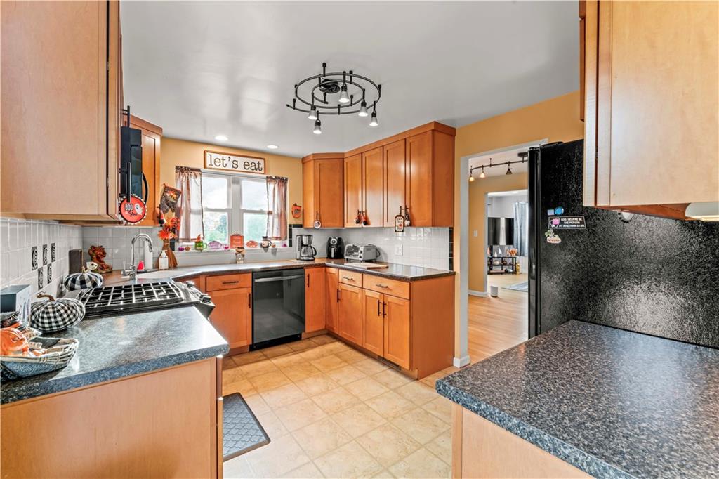 4184 Battle Ridge Road McDonald, PA 15057 - Photo 18 of 37