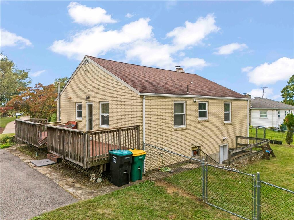 4184 Battle Ridge Road McDonald, PA 15057 - Photo 5 of 37