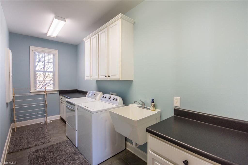 465 Fox Hunter Road Harmony, NC 28634 - Photo 17 of 38 Gallery Image 17