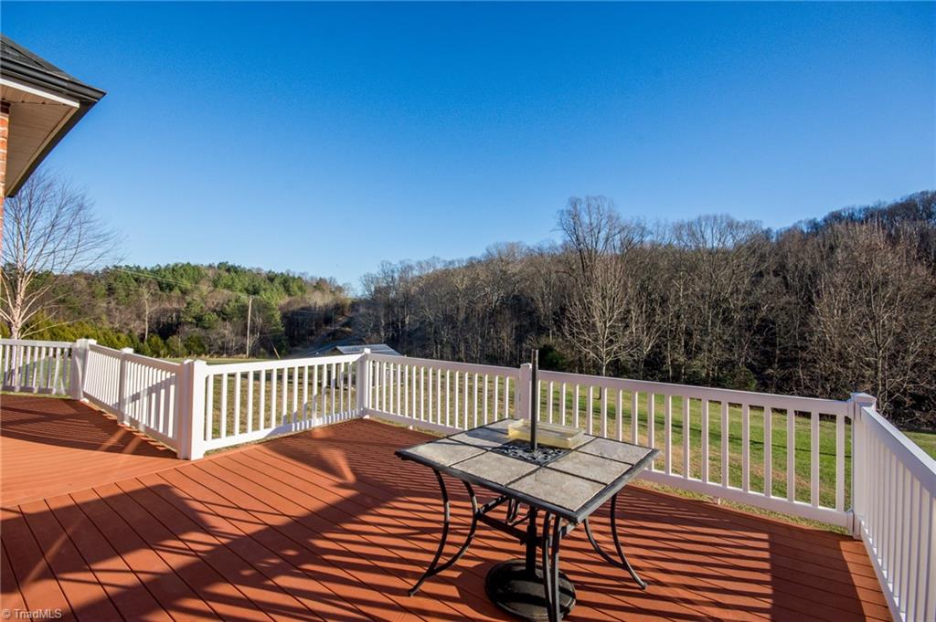 465 Fox Hunter Road Harmony, NC 28634 - Photo 29 of 38 Gallery Image 29