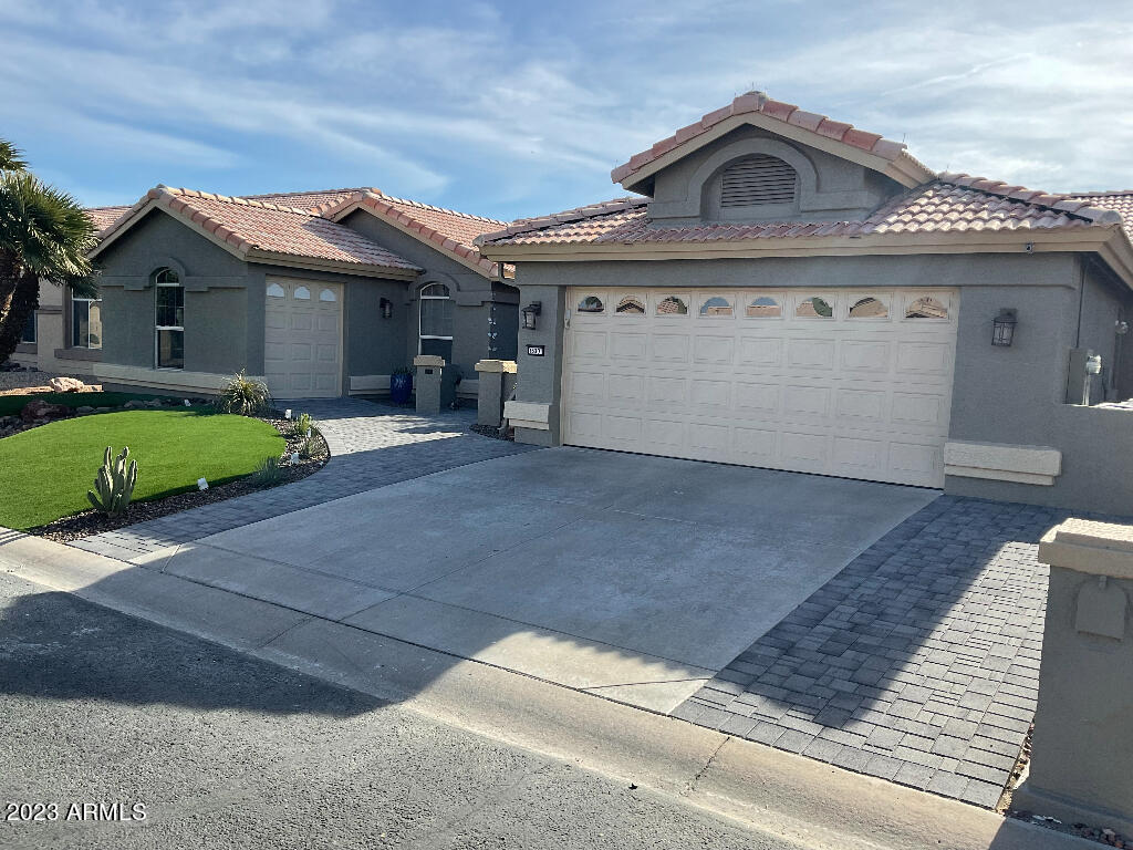 15301 Piccadilly Road Goodyear, AZ 85395 - Photo 1 of 31 00