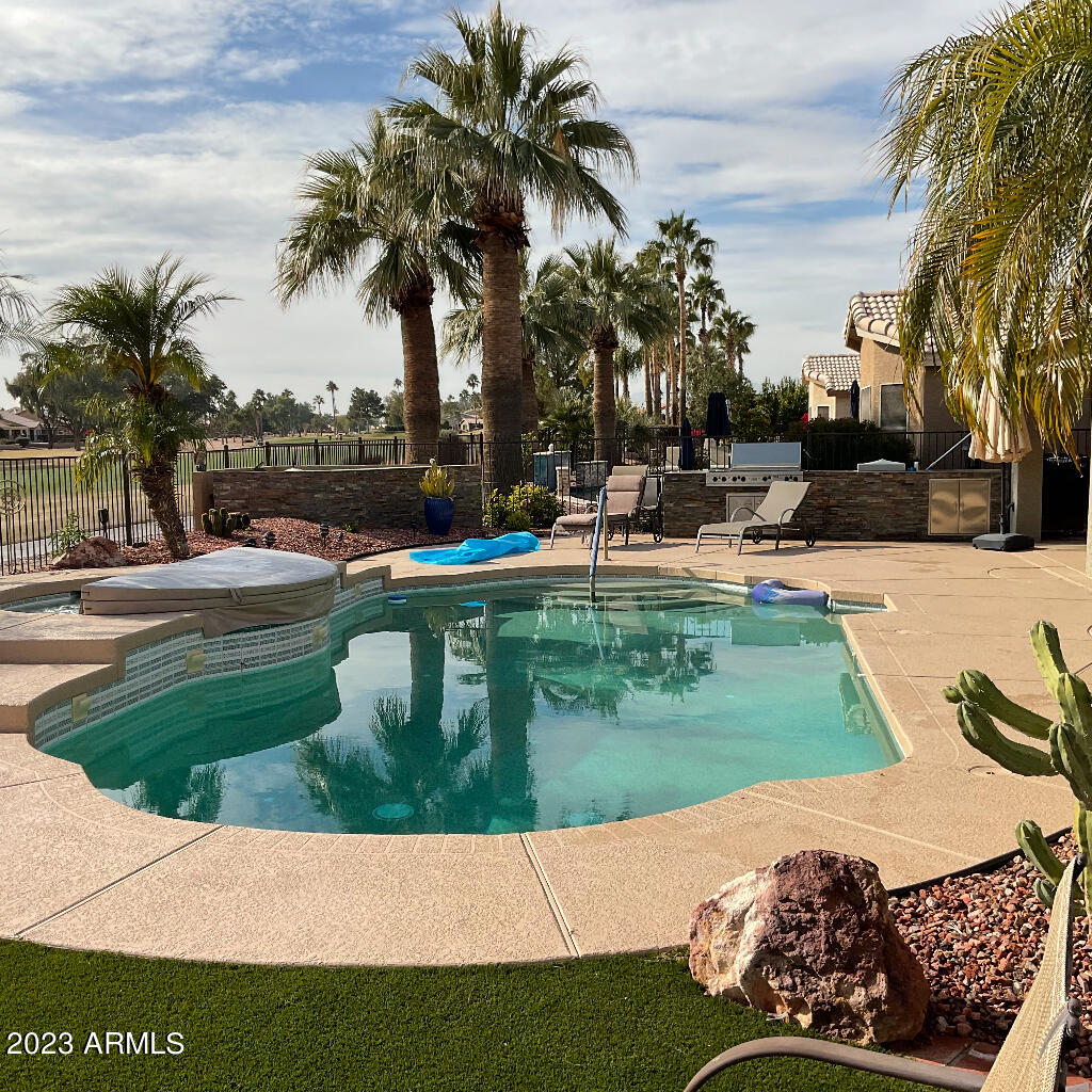 15301 Piccadilly Road Goodyear, AZ 85395 - Photo 30 of 31 29