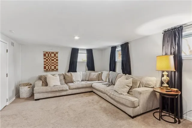 $335,000 | 9231 West 100th Street, Overland Park, KS 66212