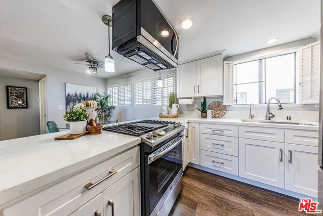 $849,000 | 170 North Sierra Bonita Avenue, Unit 4, Pasadena, CA 91106