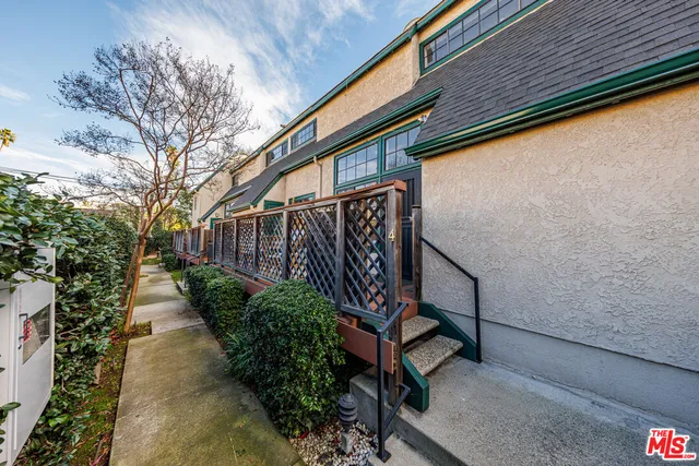 $849,000 | 170 North Sierra Bonita Avenue, Unit 4, Pasadena, CA 91106