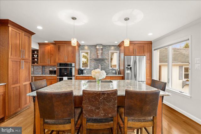 $1,407,002 | 803 Beverley Drive, Alexandria, VA 22302