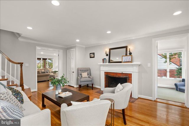 $1,407,002 | 803 Beverley Drive, Alexandria, VA 22302