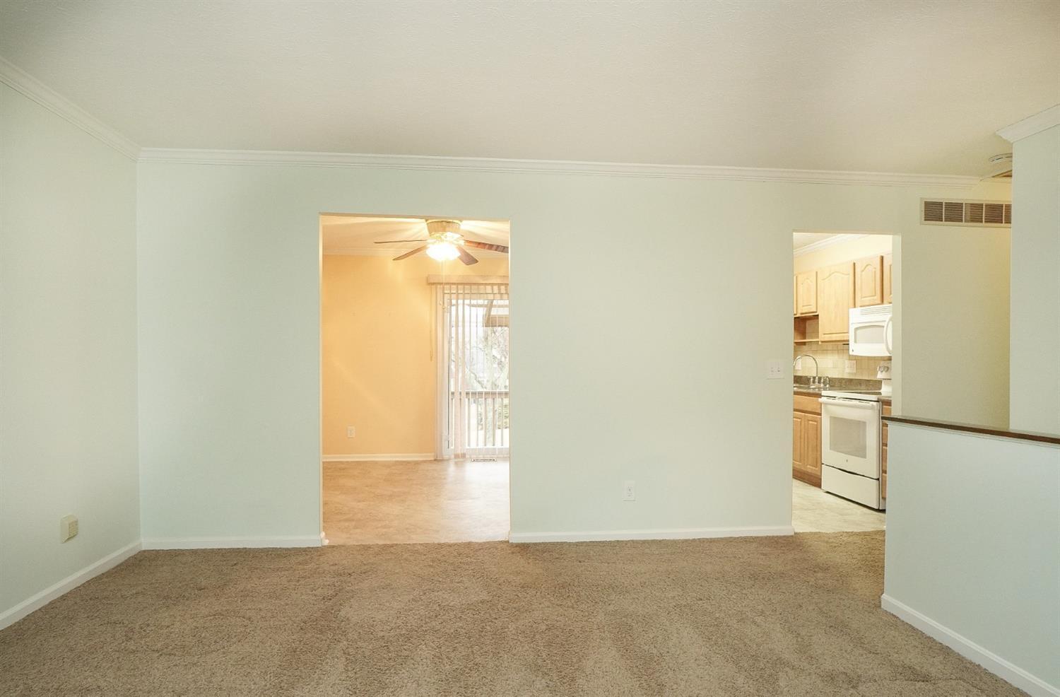 5480 Leumas Road Cincinnati, OH 45239 - Photo 6 of 31