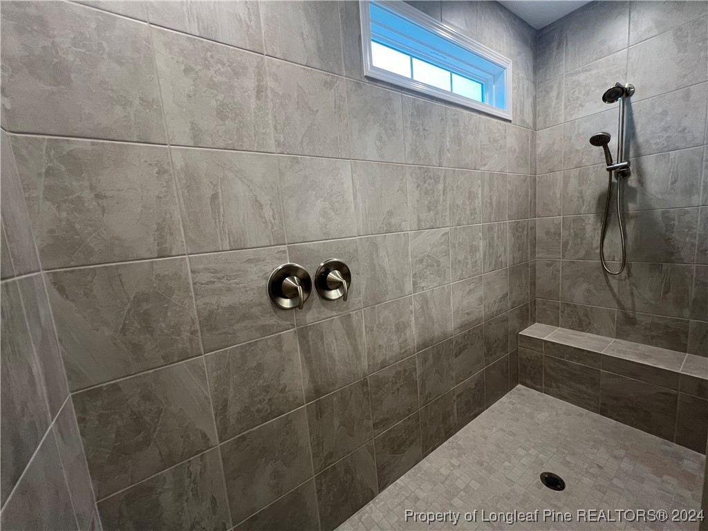 4252 Dock View Road Fayetteville, NC 28306 - Photo 25 of 38 Gallery Image 25