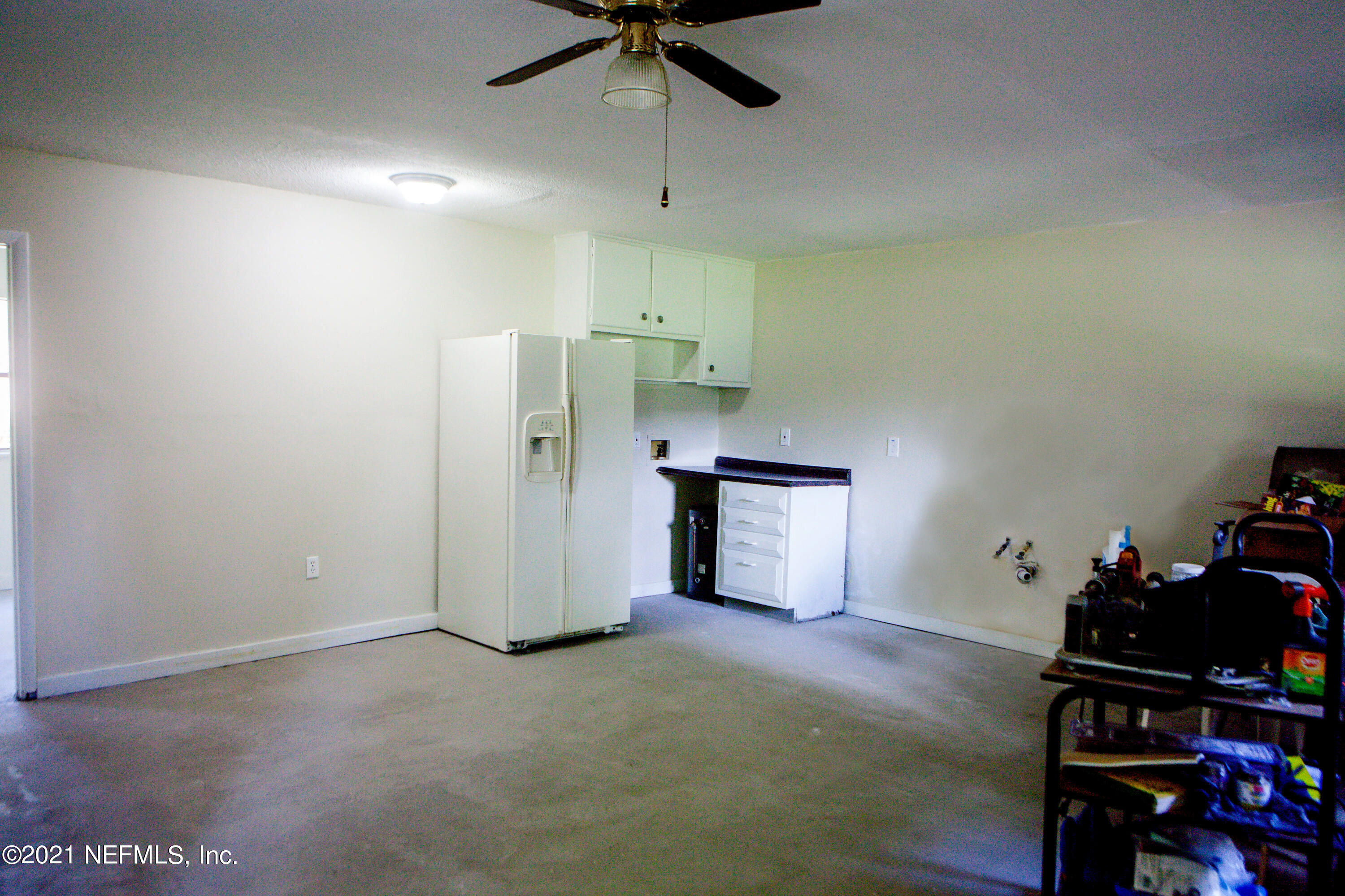 274501 Murrhee Road Hilliard, FL 32046 - Photo 26 of 30 25 Cottage Utility Bldg 2