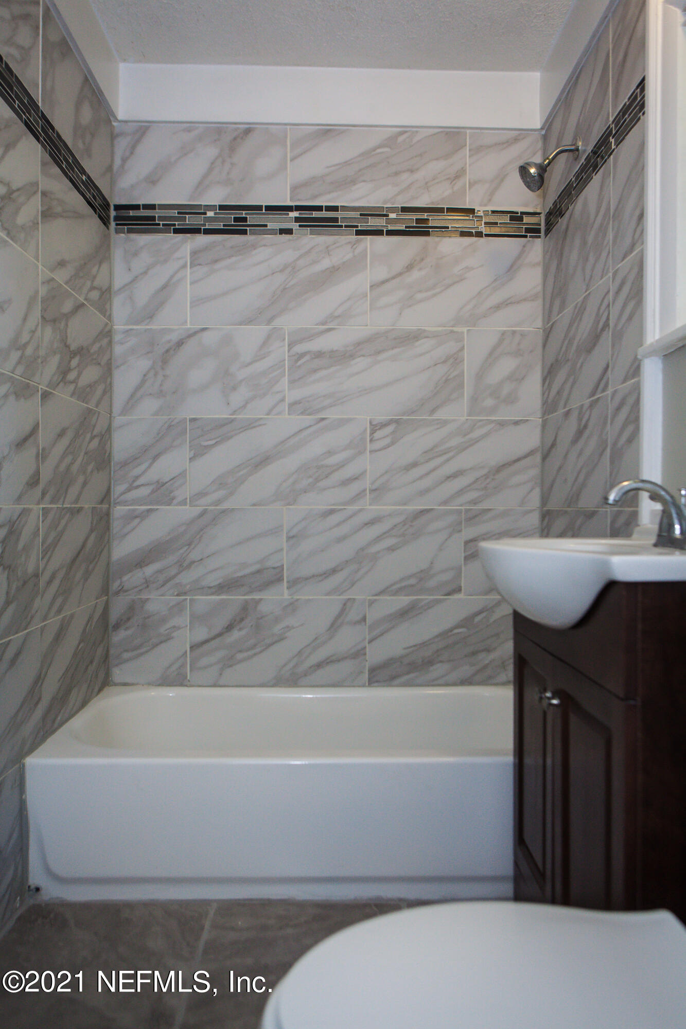 274501 Murrhee Road Hilliard, FL 32046 - Photo 30 of 30 29 Cottage Bathroom 2