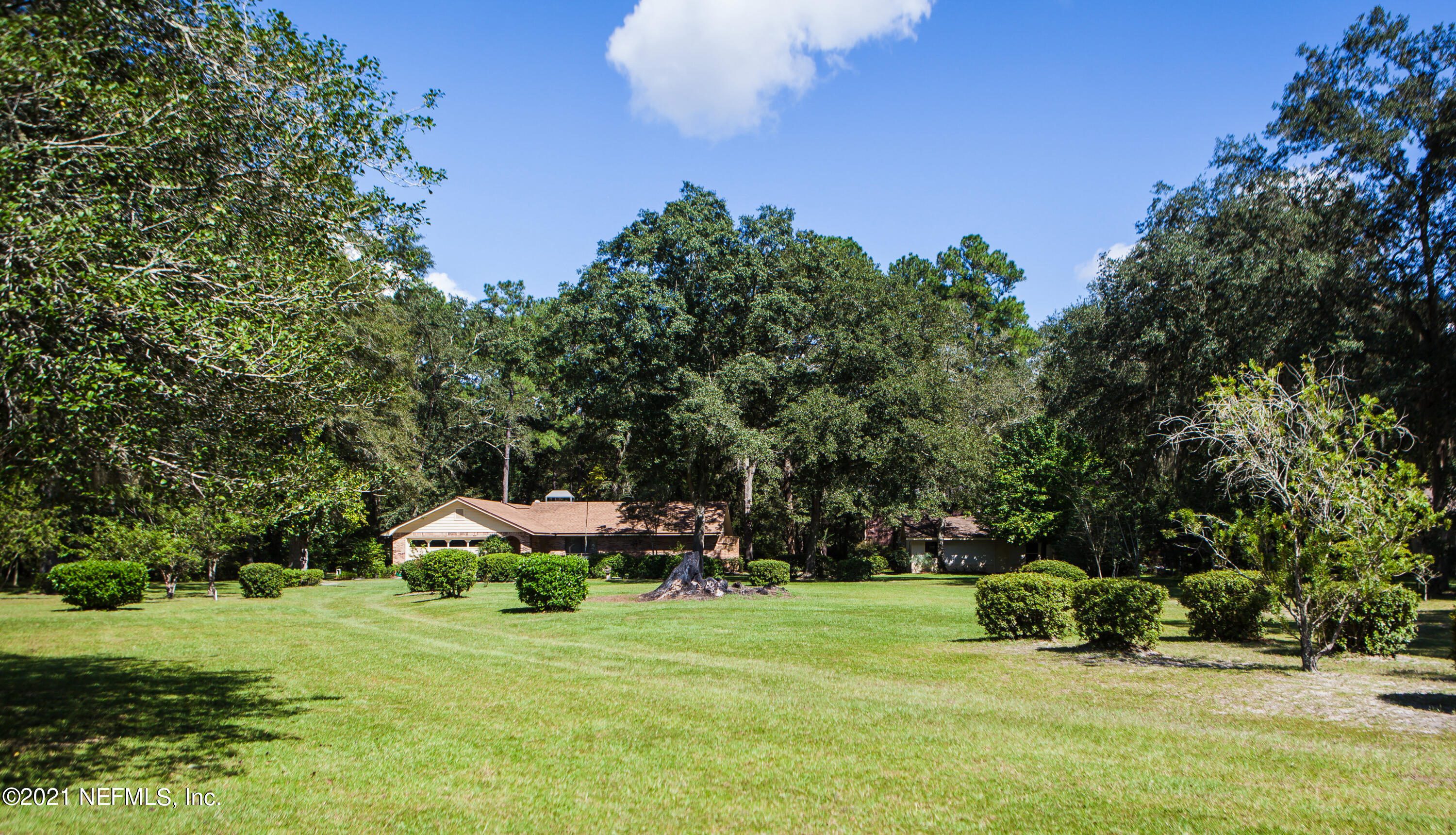 274501 Murrhee Road Hilliard, FL 32046 - Photo 4 of 30 3.1 Front Yard