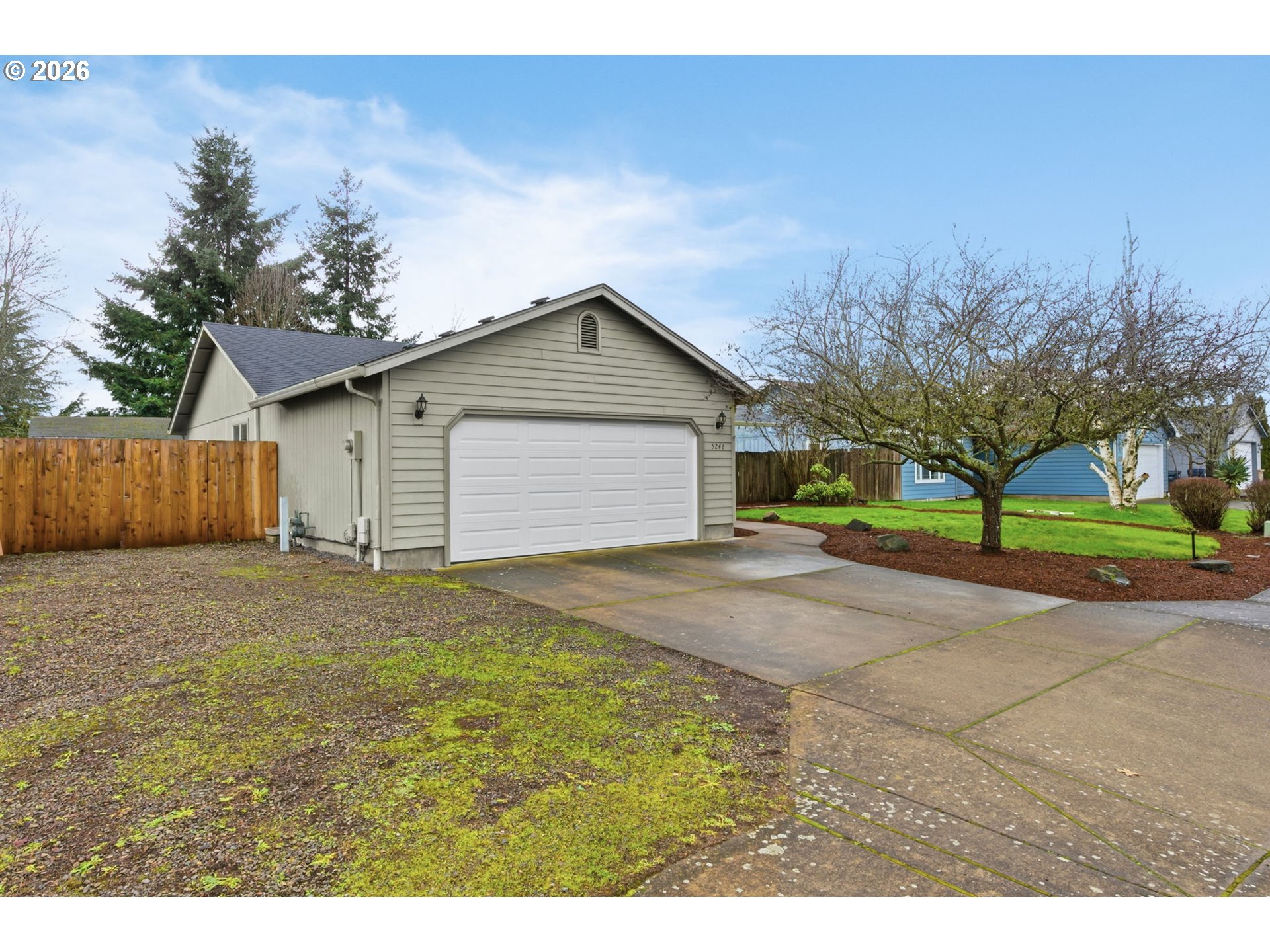 5246 Austin Way Eugene, OR 97402 - Photo 2 of 37