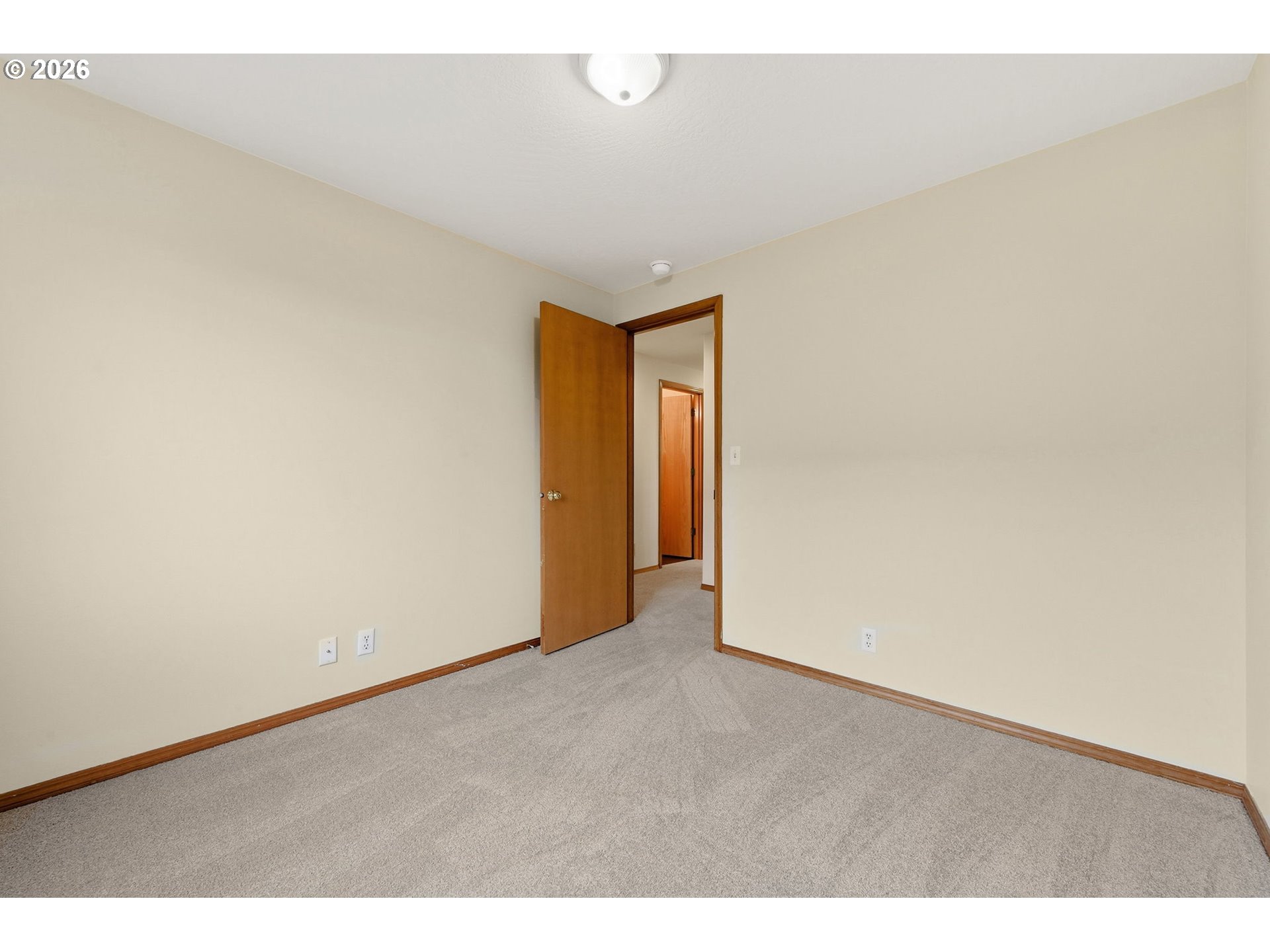 5246 Austin Way Eugene, OR 97402 - Photo 27 of 37