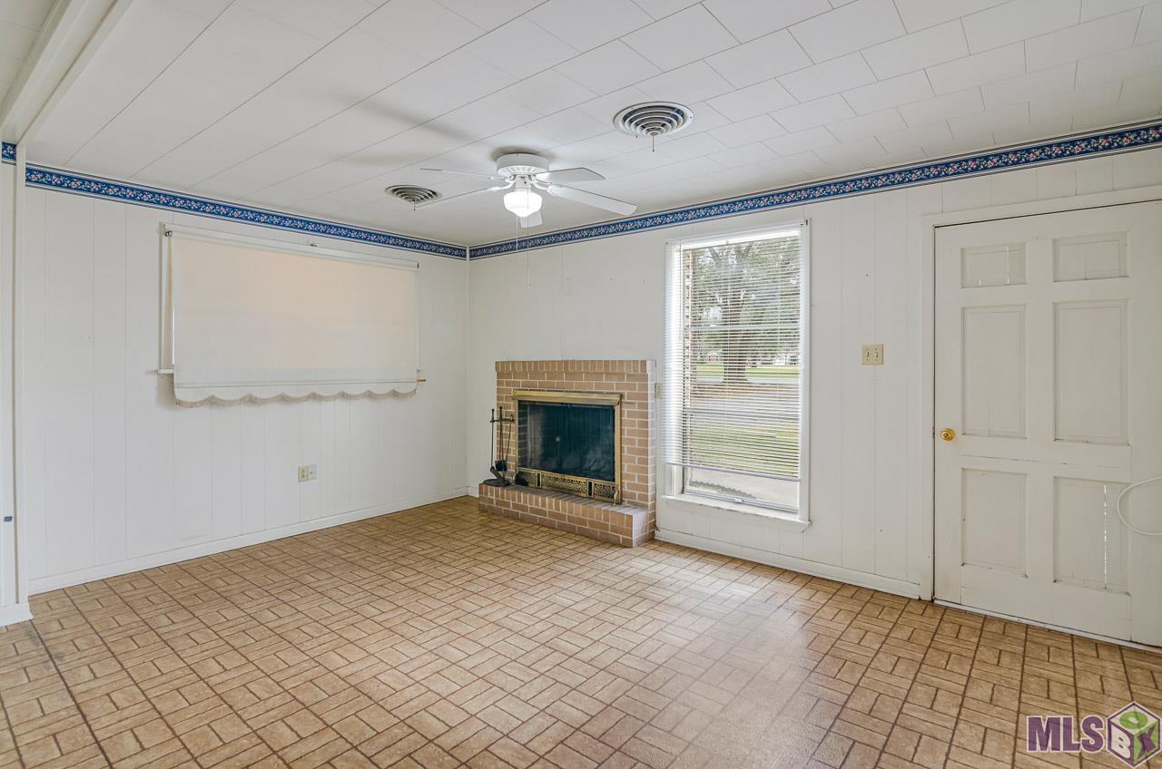 44132 Gold Place Road St. Amant, LA 70774 - Photo 8 of 11 Gallery Image 8