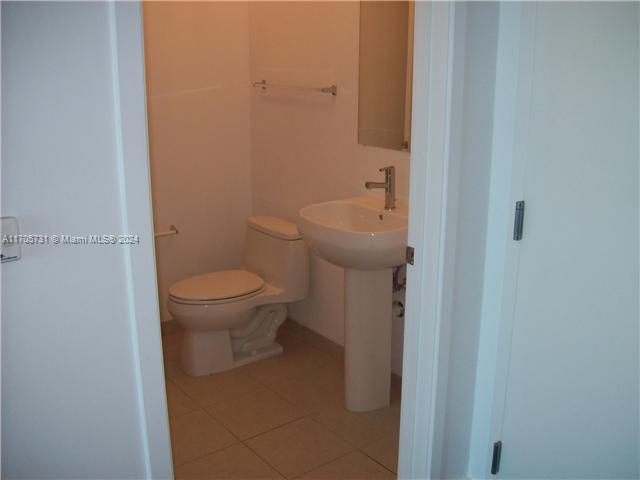 3301 Northeast 1st Avenue, Unit H1705 Miami, FL 33137 - Photo 17 of 25 Exterior Front