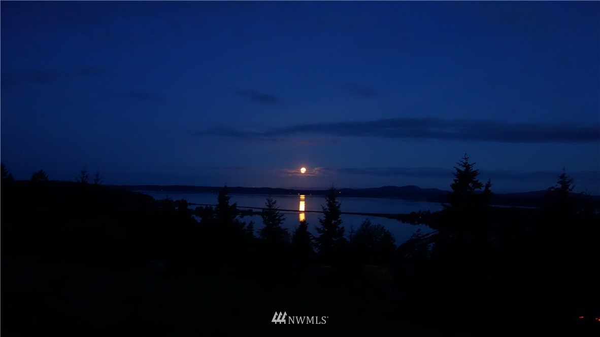 121314 Rum Runner Road Lopez Island, WA 98261 - Photo 5 of 28 Gallery Image 5