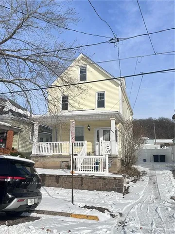 $165,000 | 649 Penn Avenue, Midland, PA 15059