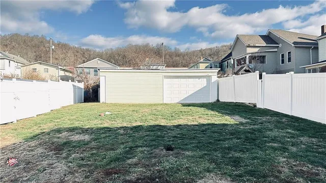 $165,000 | 649 Penn Avenue, Midland, PA 15059