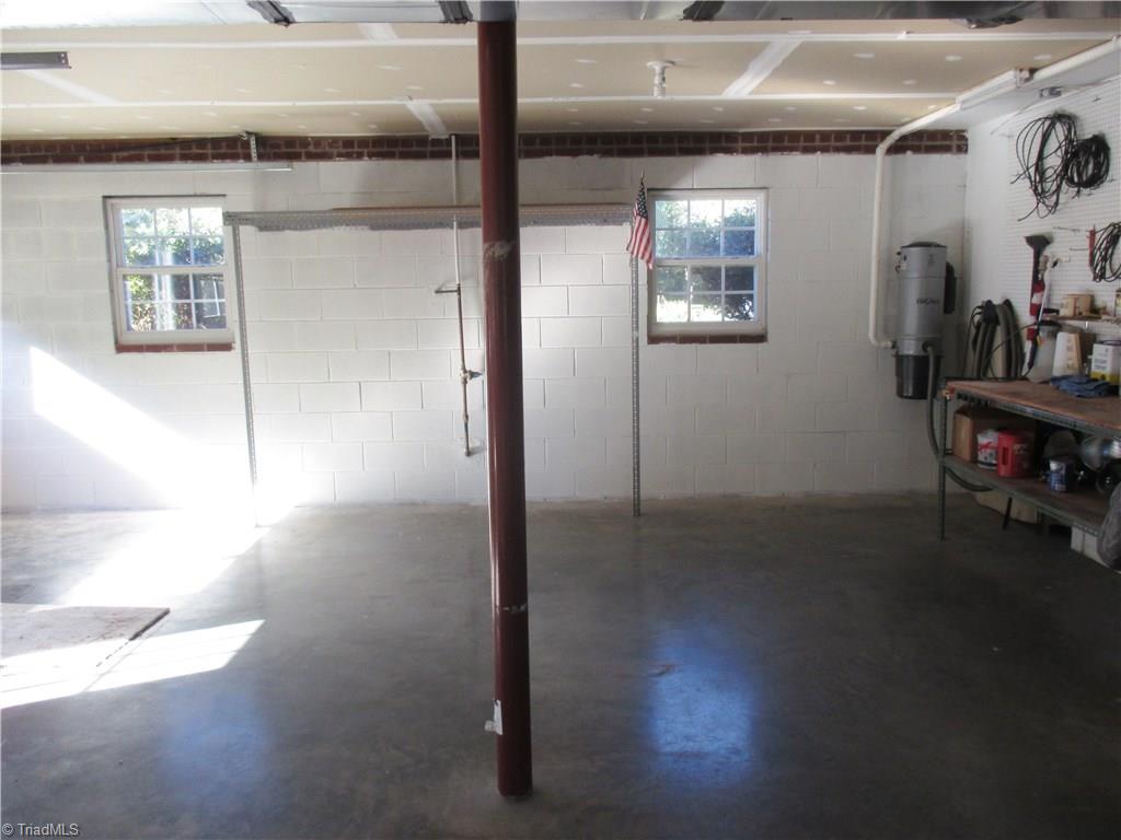 8150 Creedmoor Drive Rural Hall, NC 27045 - Photo 24 of 28 Gallery Image 24
