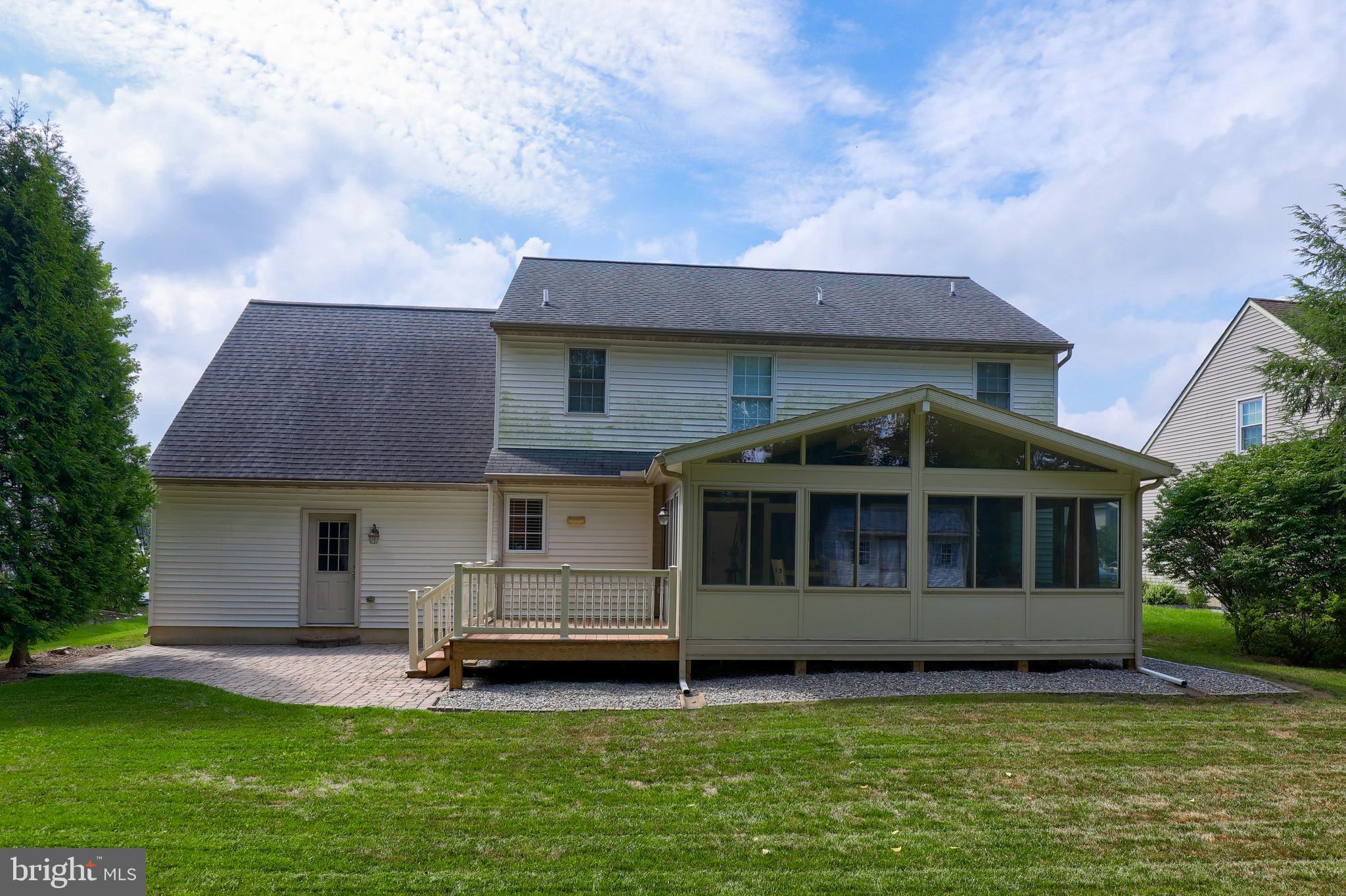 74 Ridings Way Lititz, PA 17543 - Photo 3 of 55