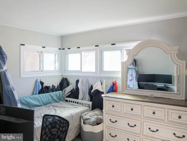 $430,000 | 154 Juniper Drive, Levittown, PA 19056