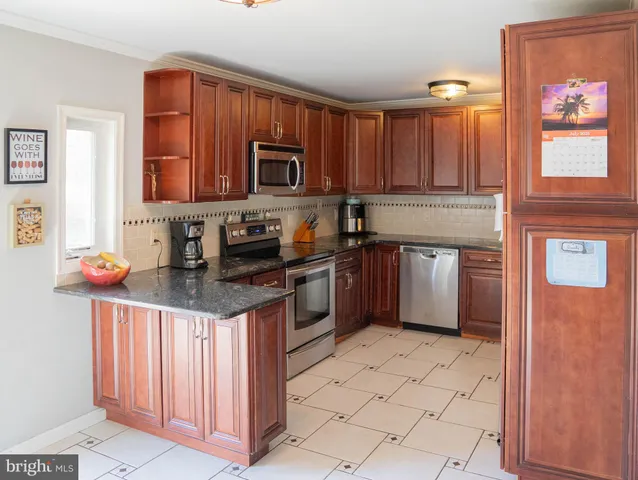 $430,000 | 154 Juniper Drive, Levittown, PA 19056