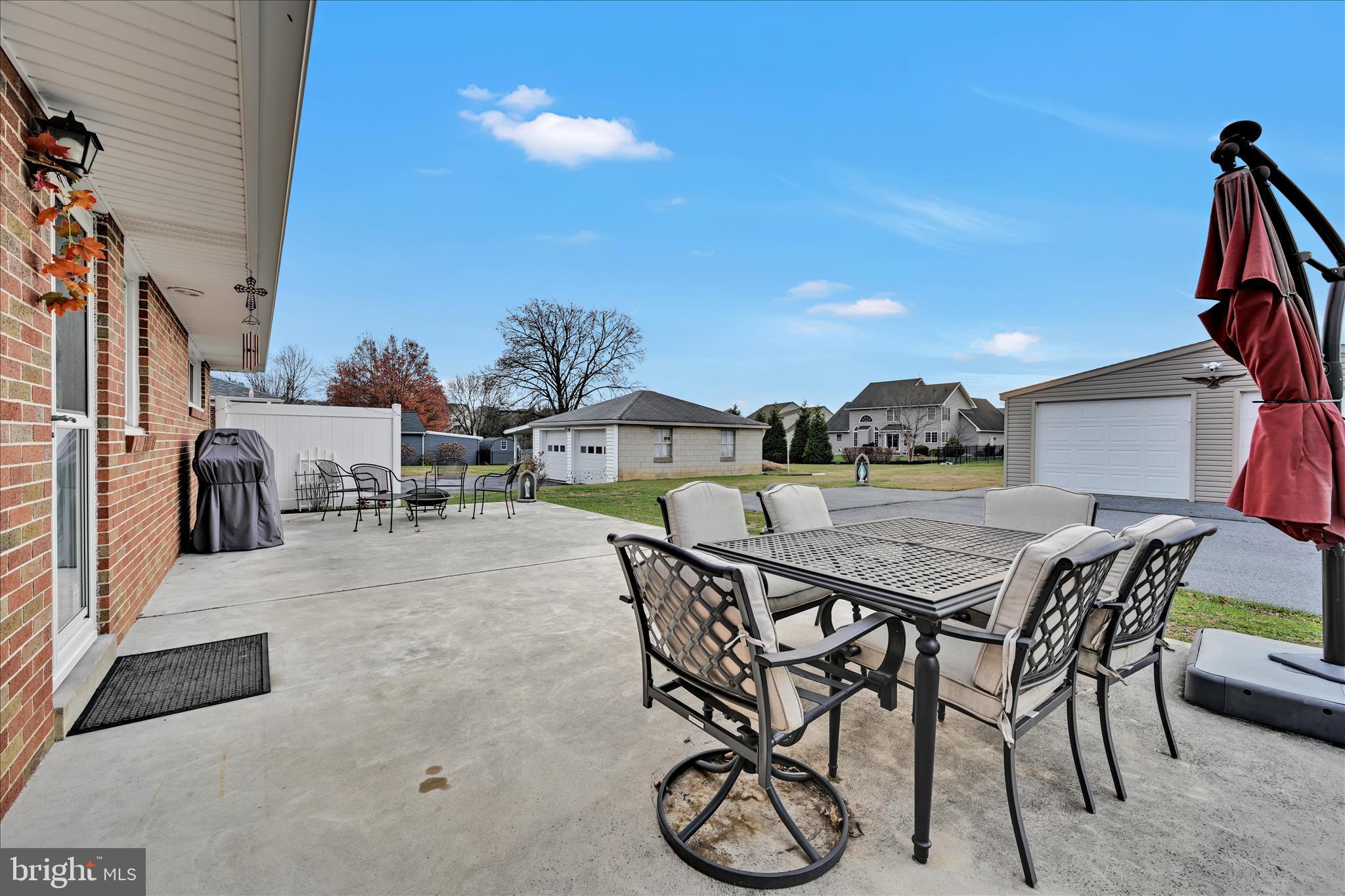 1931 South Forge Road Palmyra, PA 17078 - Photo 20 of 29 a view of a dining room with furniture and chandelier