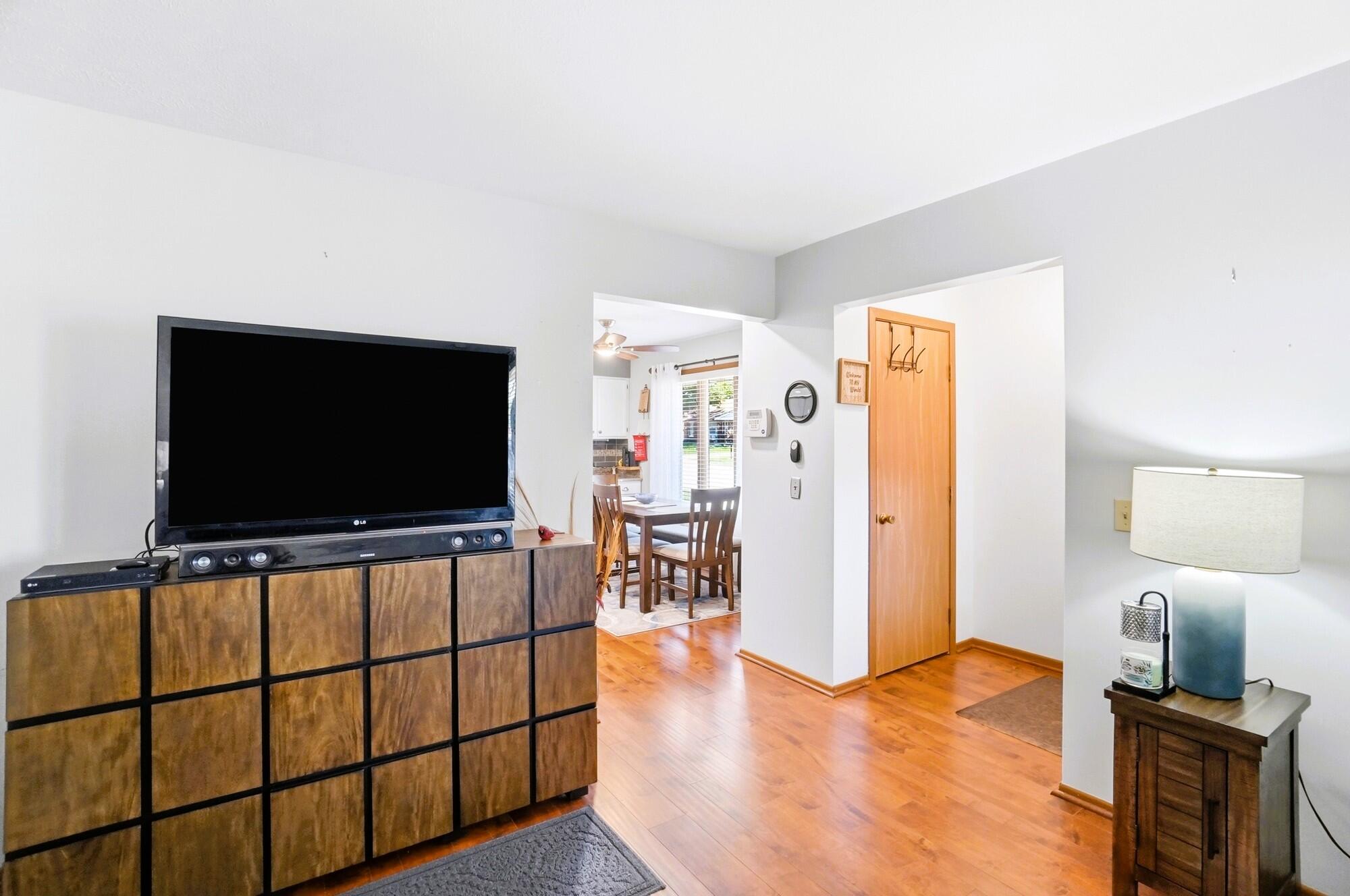 1143 Armsgate Road Springfield, OH 45503 - Photo 16 of 52