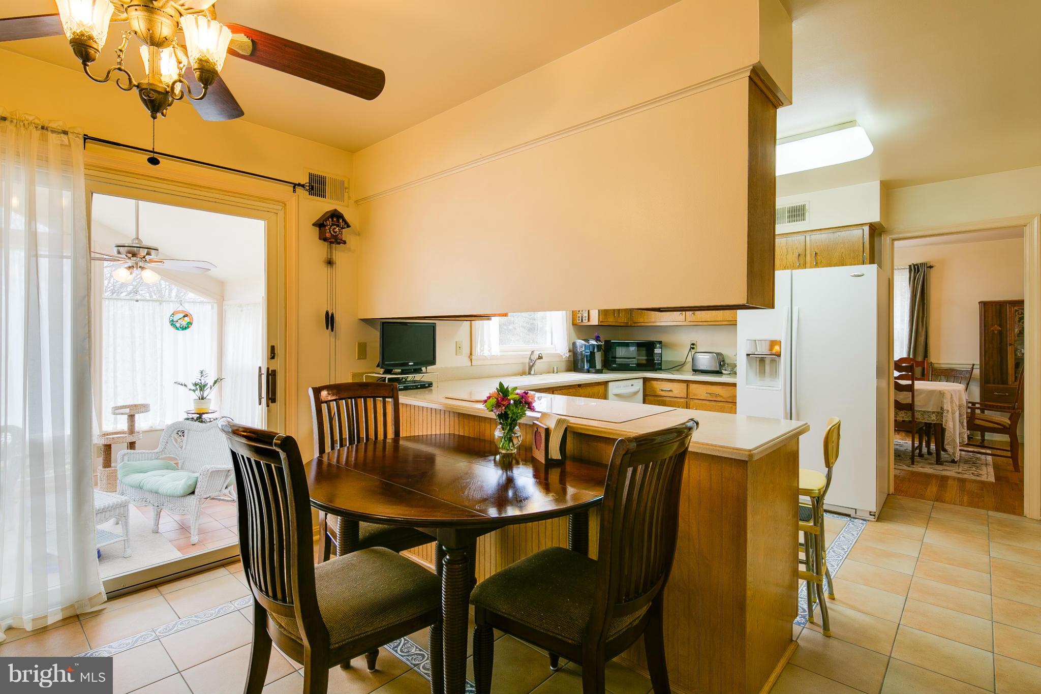 2219 Flag Marsh Road Mount Airy, MD 21771 - Photo 12 of 30 Breakfast Room