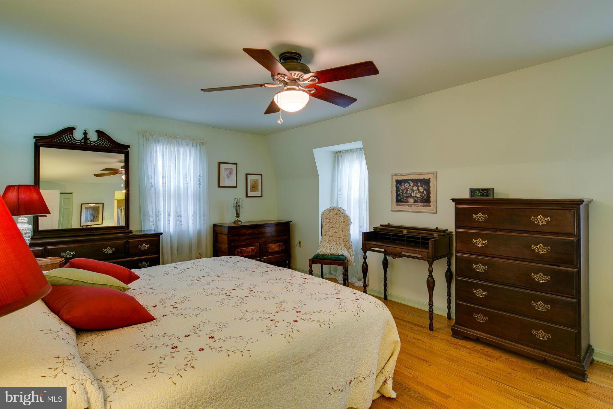 2219 Flag Marsh Road Mount Airy, MD 21771 - Photo 19 of 30 Bedroom (Master)
