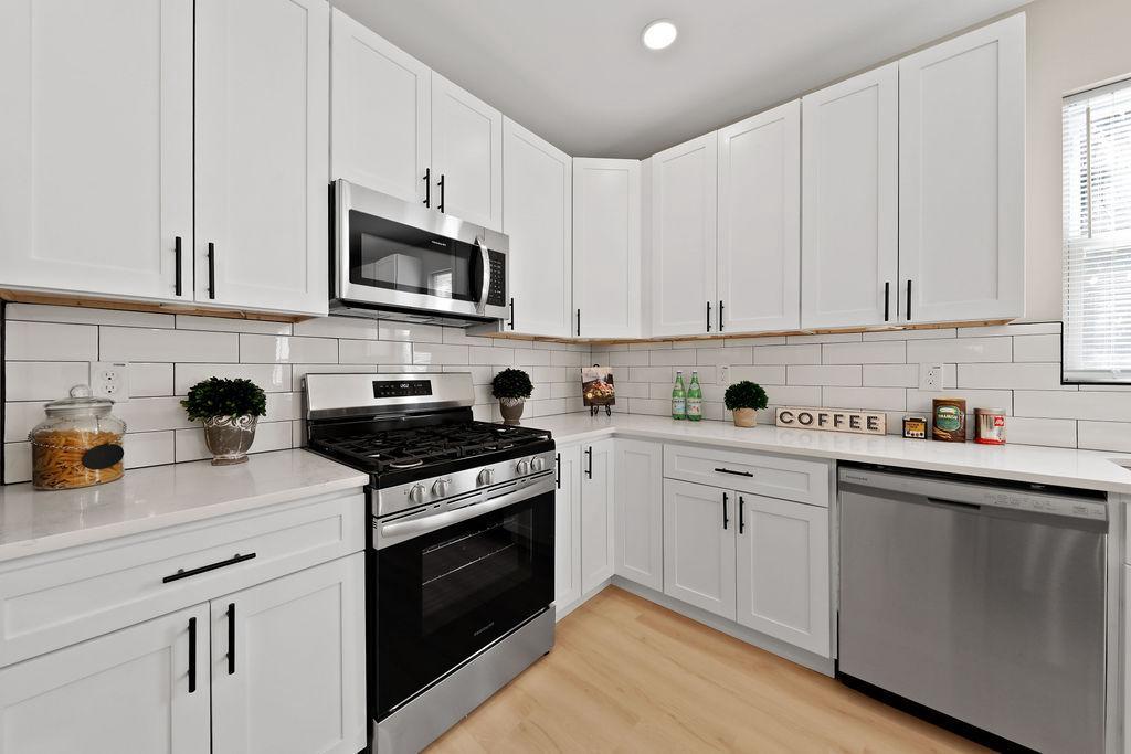 925 Union Landing Road Cinnaminson, NJ 08077 - Photo 16 of 43 Kitchen